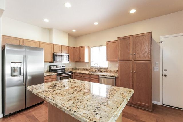 7640 E Barstow Street, Mesa, AZ 85207
