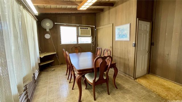 261 Hoomalu Street, Pearl City, HI 96782
