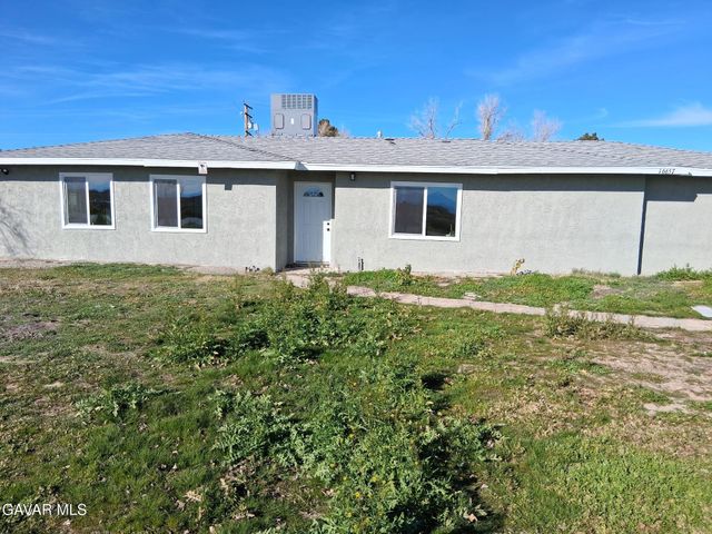 16657 Foothill Avenue, North Edwards, CA 93523