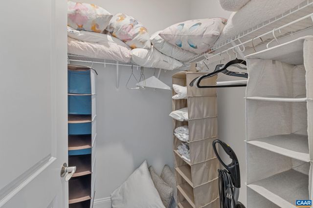 2012 DUNWOOD DR, Crozet, VA 22932