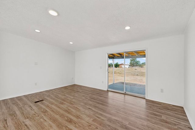 5 SENORITA Court, Los Lunas, NM 87031