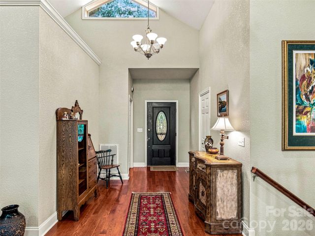 38 Mountain Crest Drive, Hendersonville, NC 28739