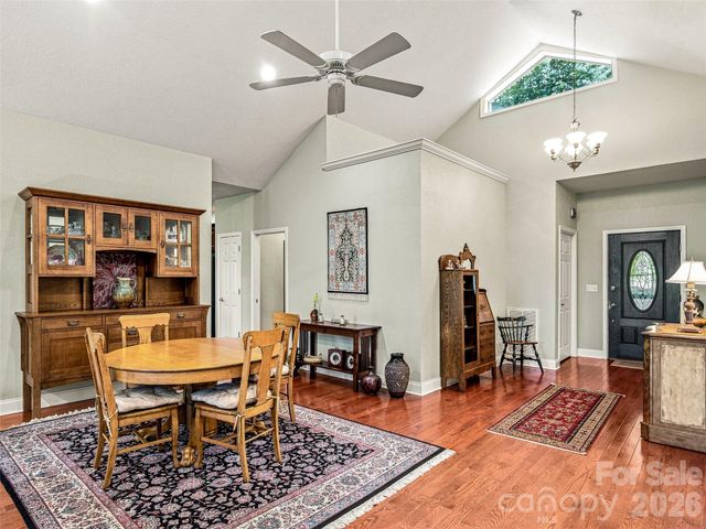 38 Mountain Crest Drive, Hendersonville, NC 28739