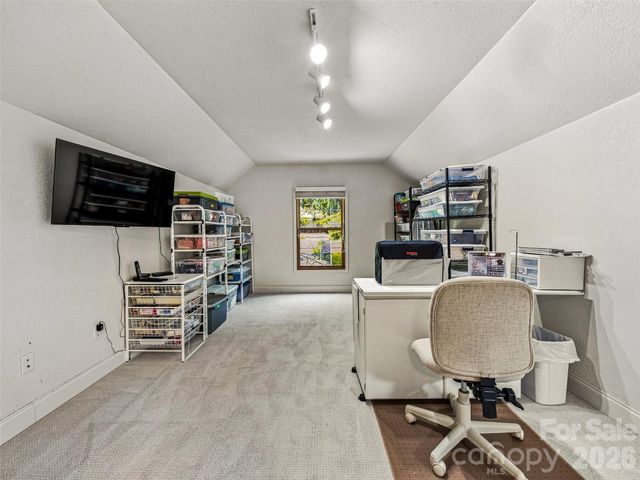 38 Mountain Crest Drive, Hendersonville, NC 28739