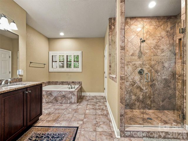 38 Mountain Crest Drive, Hendersonville, NC 28739