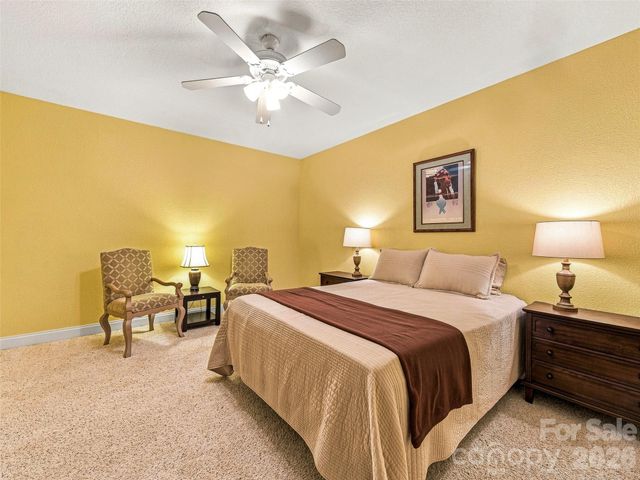 38 Mountain Crest Drive, Hendersonville, NC 28739