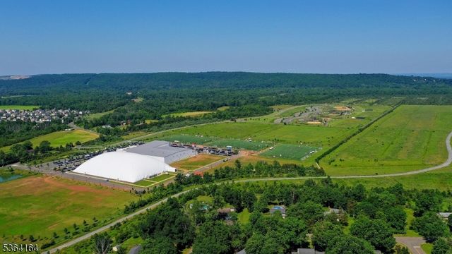 2 Ashwood Ter, Hillsborough Twp., NJ 08844