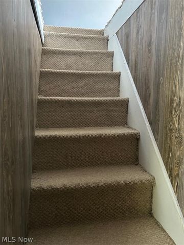 1325 Boyce Avenue, Wellsville, OH 43968