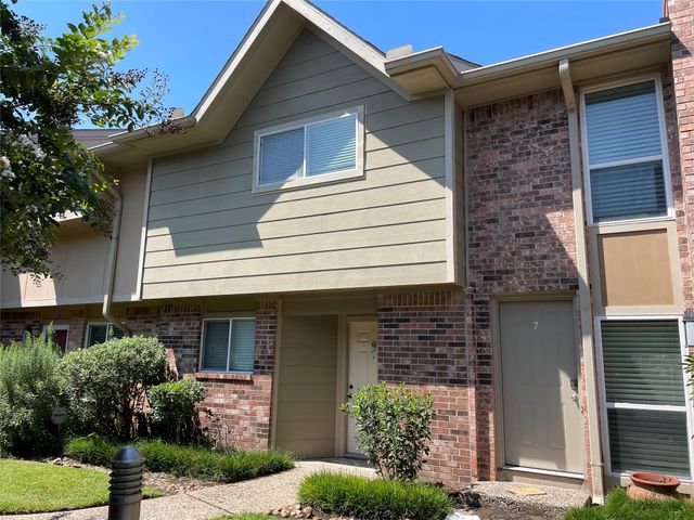 2517 Bering Drive 9, Houston, TX 77057