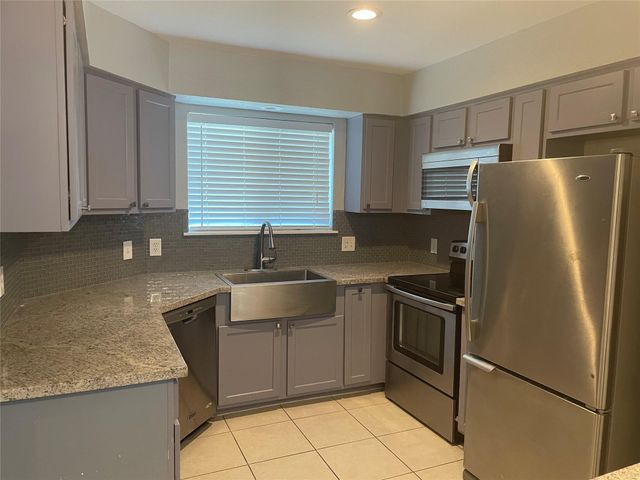 2517 Bering Drive 9, Houston, TX 77057