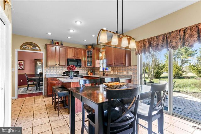 33 BANDON CIR, West Grove, PA 19390