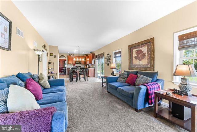 33 BANDON CIR, West Grove, PA 19390