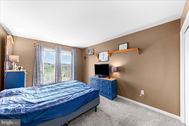 33 BANDON CIR, West Grove, PA 19390