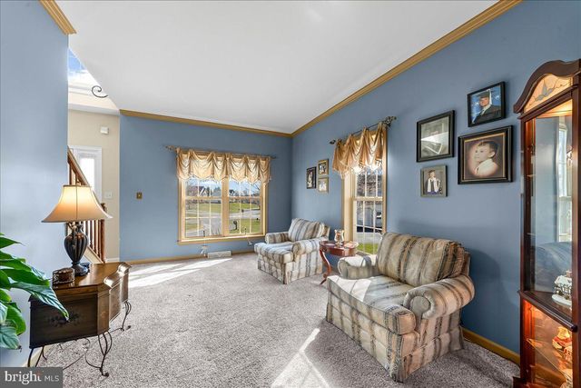 33 BANDON CIR, West Grove, PA 19390