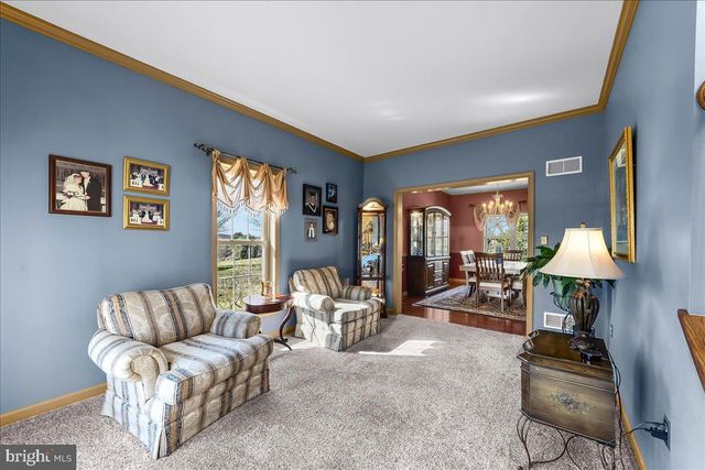 33 BANDON CIR, West Grove, PA 19390