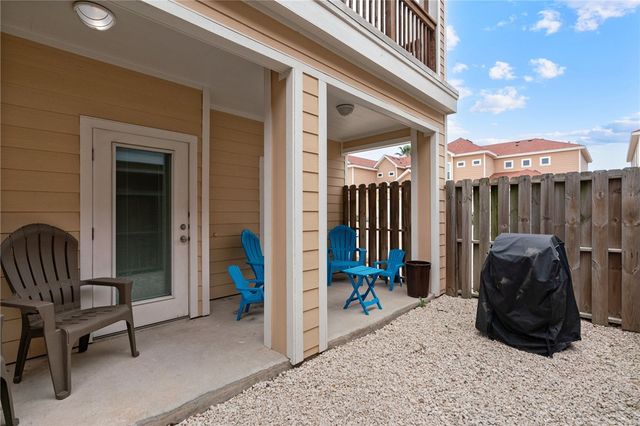 1813 S 11th St 208, Port Aransas, TX 78373