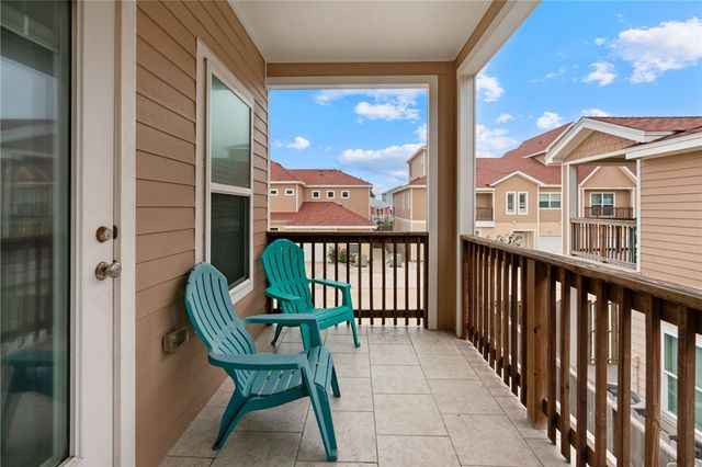 1813 S 11th St 208, Port Aransas, TX 78373