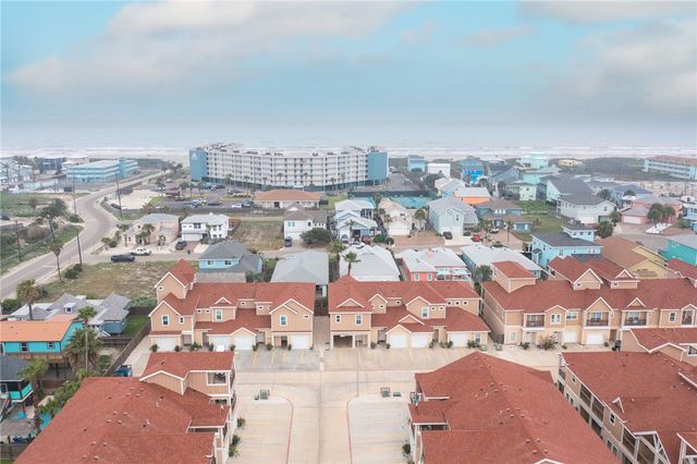 1813 S 11th St 208, Port Aransas, TX 78373