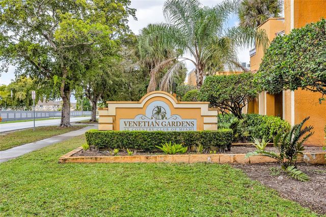 17901 NW 68th Ave T206, Hialeah, FL 33015