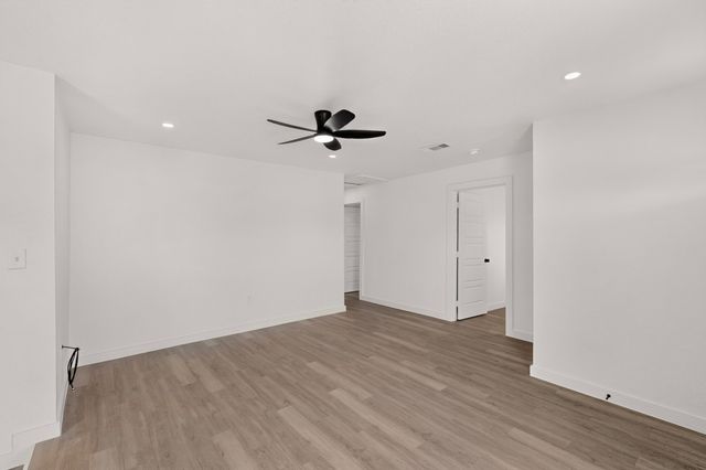 14405 Horseshoe Trail, Balch Springs, TX 75180