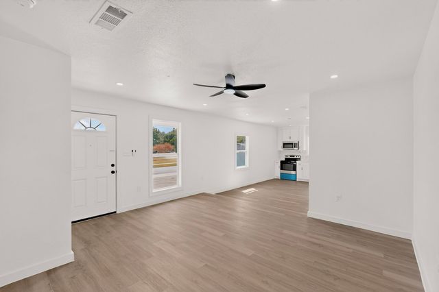 14405 Horseshoe Trail, Balch Springs, TX 75180