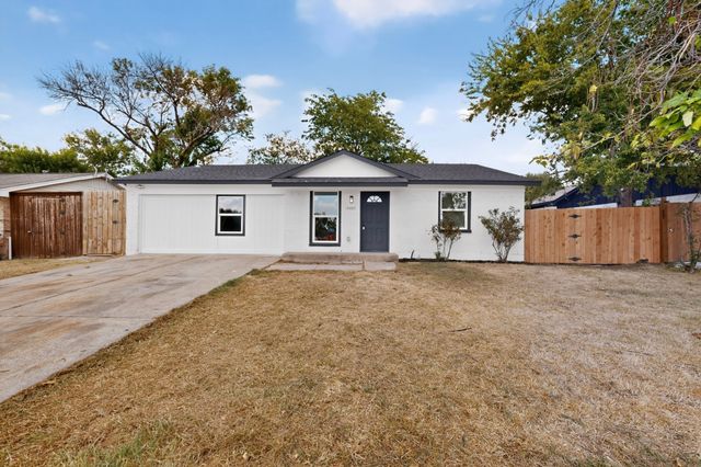 14405 Horseshoe Trail, Balch Springs, TX 75180