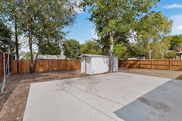14405 Horseshoe Trail, Balch Springs, TX 75180