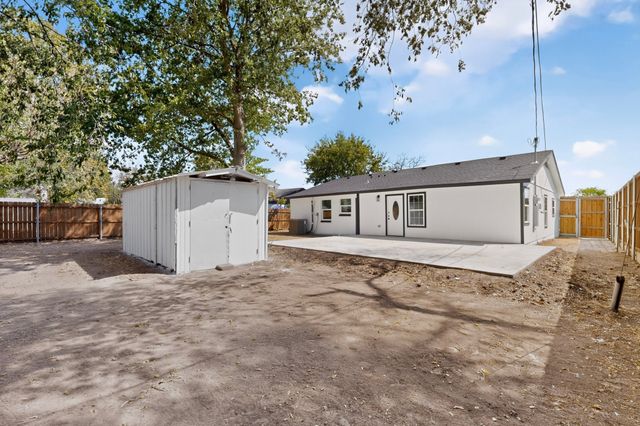 14405 Horseshoe Trail, Balch Springs, TX 75180