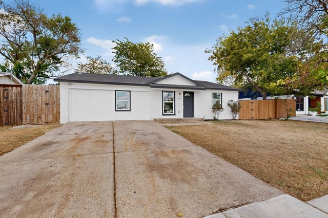 14405 Horseshoe Trail, Balch Springs, TX 75180