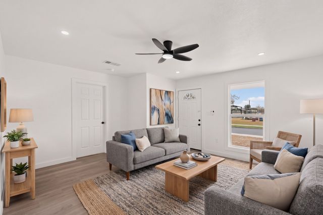 14405 Horseshoe Trail, Balch Springs, TX 75180