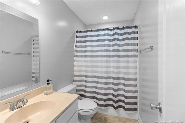 185 Driftwood Lane, Raeford, NC 28376