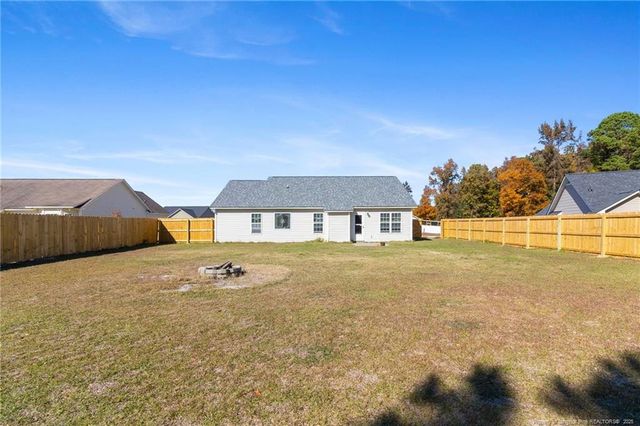 185 Driftwood Lane, Raeford, NC 28376