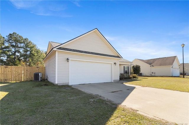 185 Driftwood Lane, Raeford, NC 28376