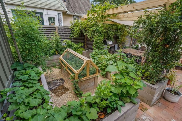 657 Girard Avenue, Marion, OH 43302