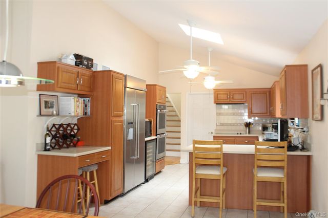 11 Manor Drive, Goldens Bridge, NY 10526