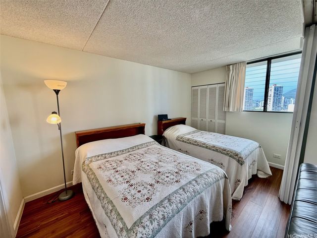 2240 Kuhio Avenue 1802, Honolulu, HI 96815