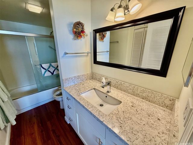 2240 Kuhio Avenue 1802, Honolulu, HI 96815