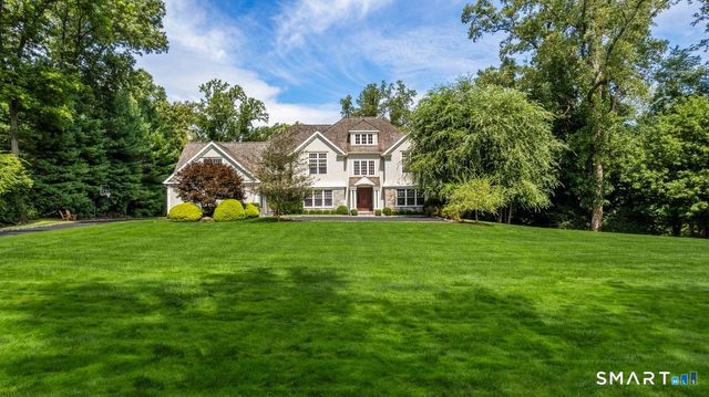 25 Adams Lane, New Canaan, CT 06840