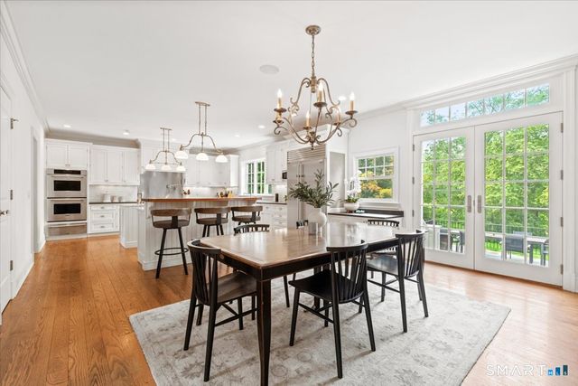 25 Adams Lane, New Canaan, CT 06840