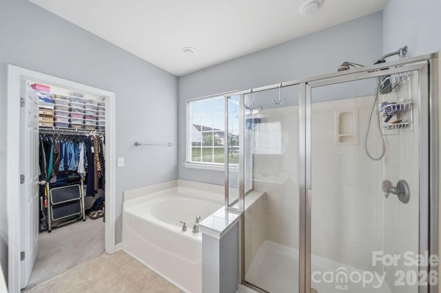 10111 Trailmoor Road, Charlotte, NC 28278