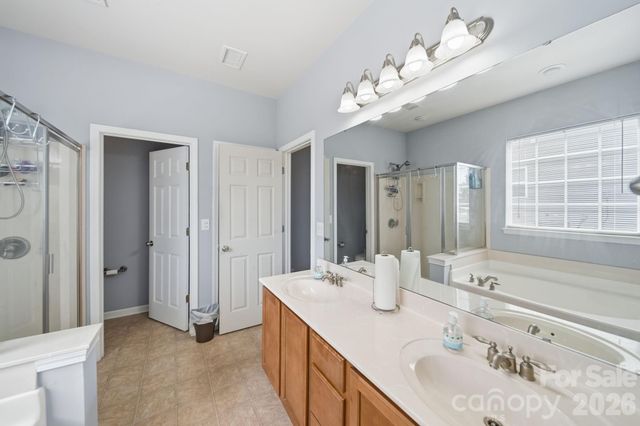 10111 Trailmoor Road, Charlotte, NC 28278