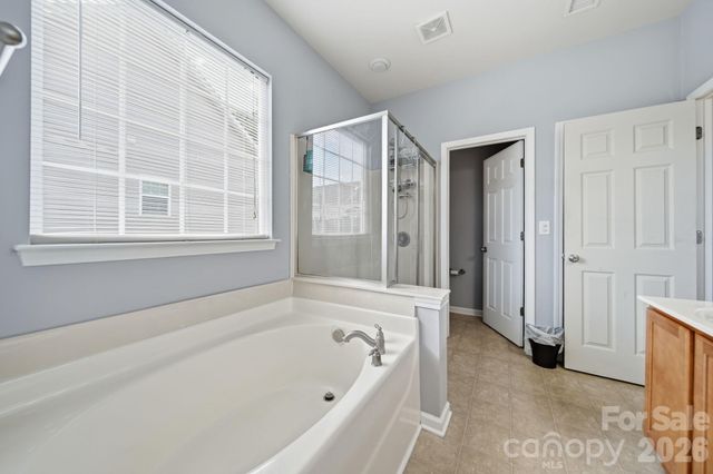 10111 Trailmoor Road, Charlotte, NC 28278