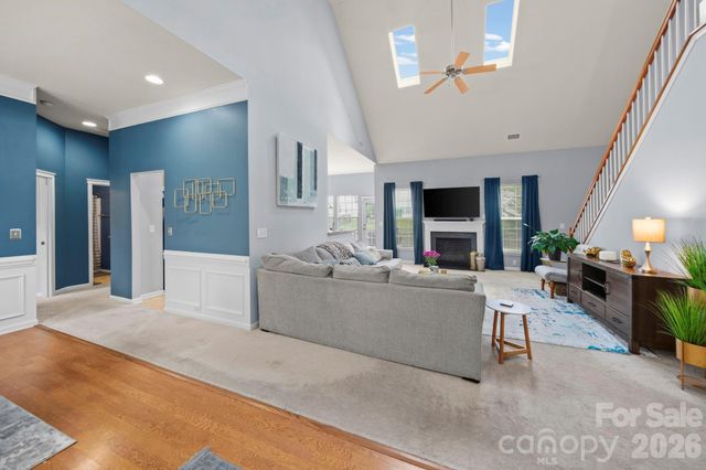 10111 Trailmoor Road, Charlotte, NC 28278