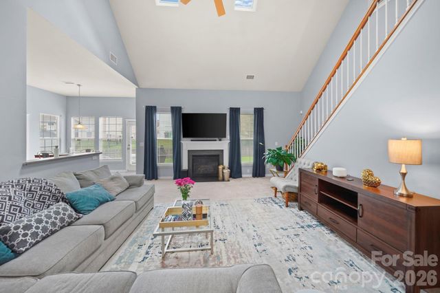 10111 Trailmoor Road, Charlotte, NC 28278