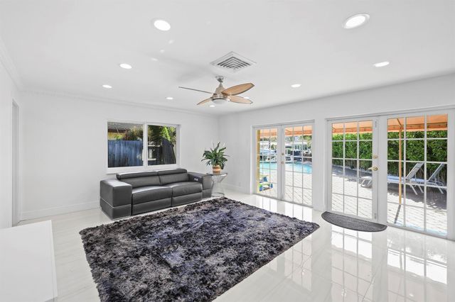 3531 NE 30th Avenue, Lighthouse Point, FL 33064