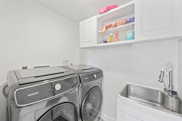 3531 NE 30th Avenue, Lighthouse Point, FL 33064