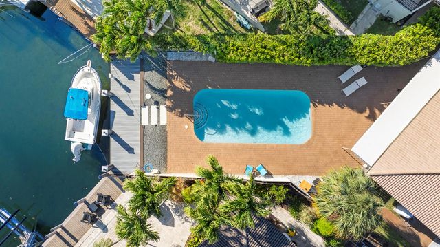 3531 NE 30th Avenue, Lighthouse Point, FL 33064