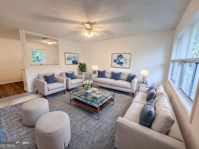 610 Melrose Drive, Forest Park, GA 30297