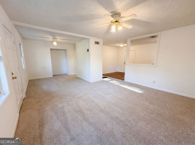 610 Melrose Drive, Forest Park, GA 30297