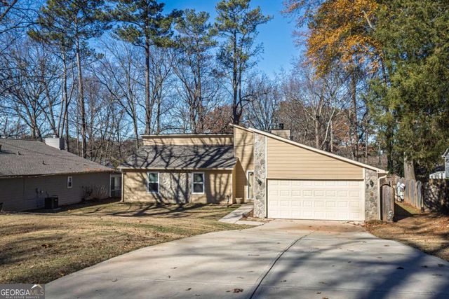 3889 Smokemist Trace, Lawrenceville, GA 30044